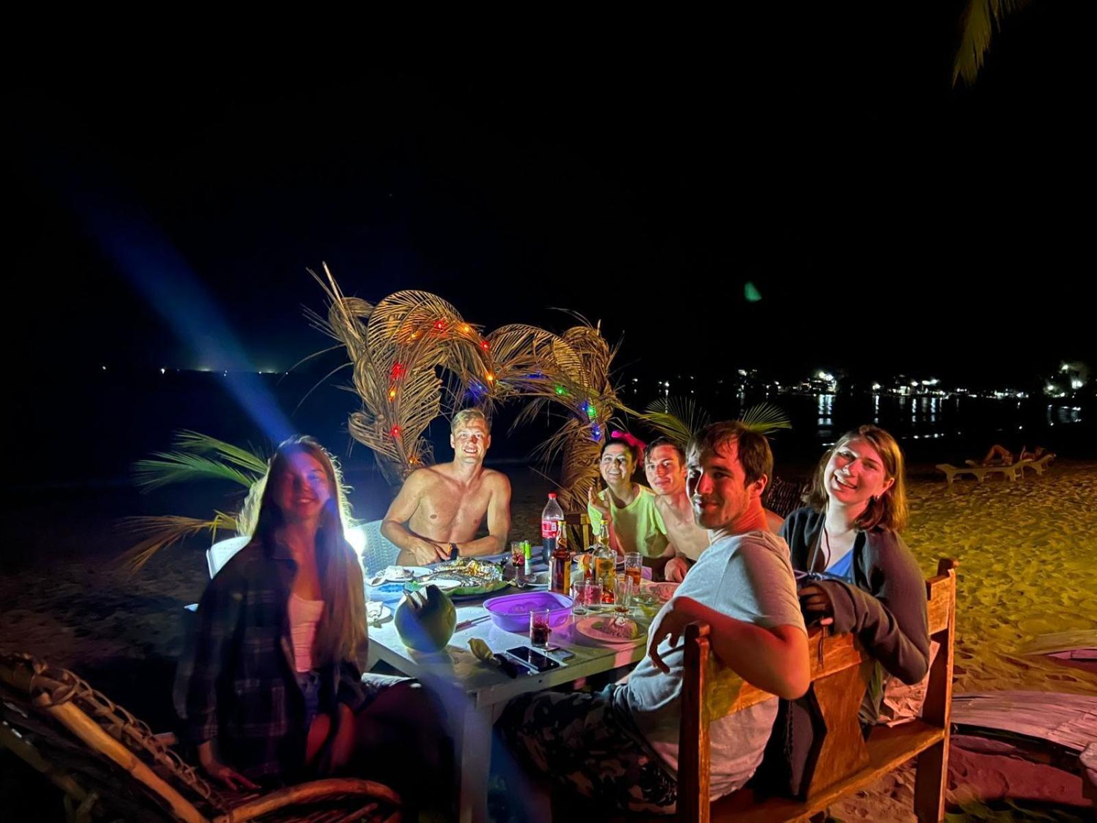 8 Star Paradise Locaroc Zewnętrze zdjęcie
