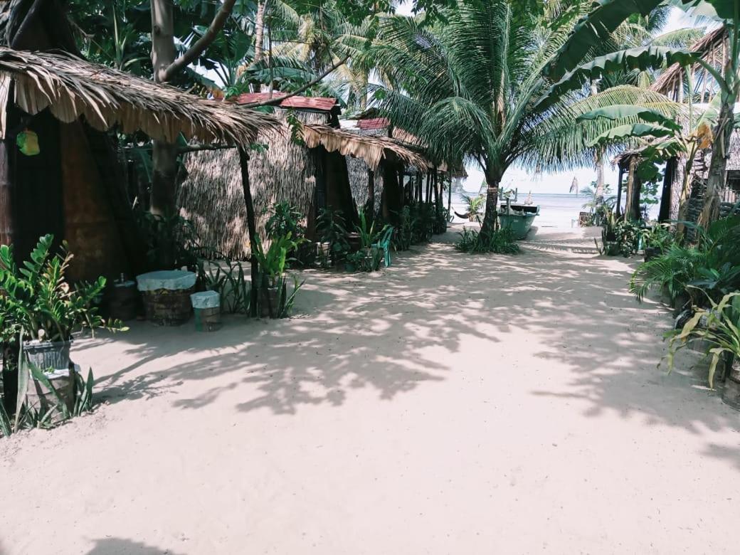 8 Star Paradise Locaroc Zewnętrze zdjęcie